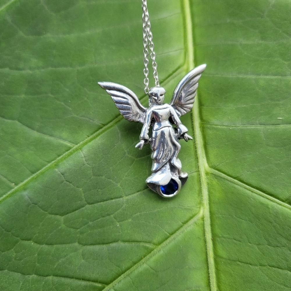 925 Vintage Angel Necklace Pendant W/ Blue Stone